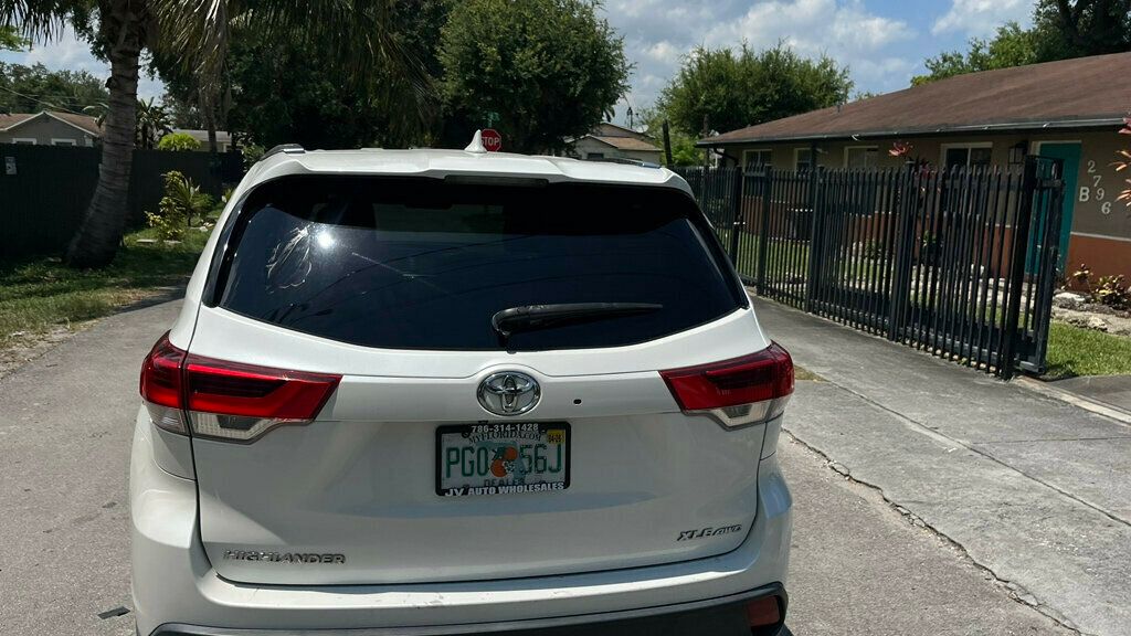 2018 Toyota Highlander - 22854102 - 6