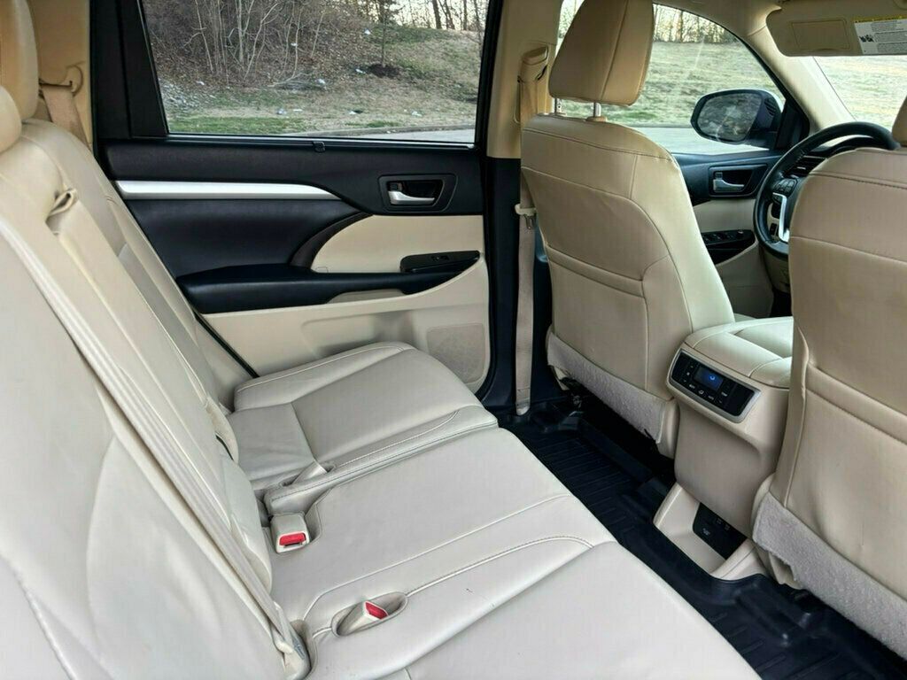 2018 Toyota Highlander 2018 TOYOTA HIGHLANDER HYBRID XLE - 22990876 - 18