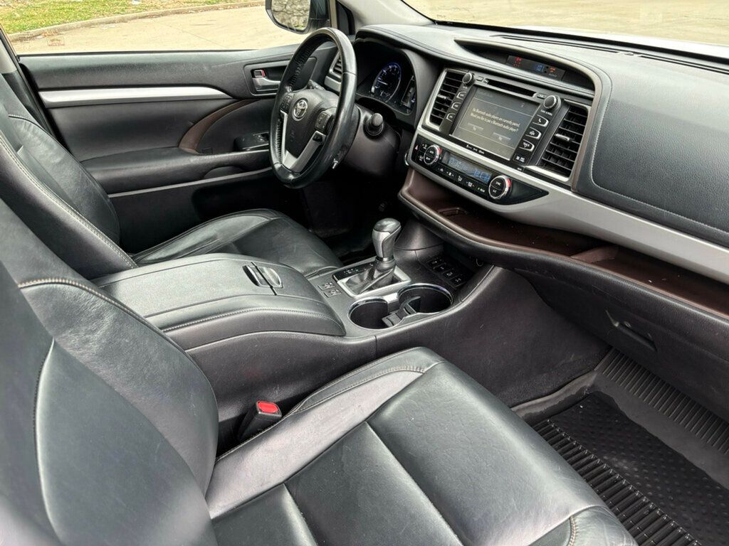 2018 Toyota Highlander 2018 TOYOTA HIGHLANDER XLE - 22986333 - 12