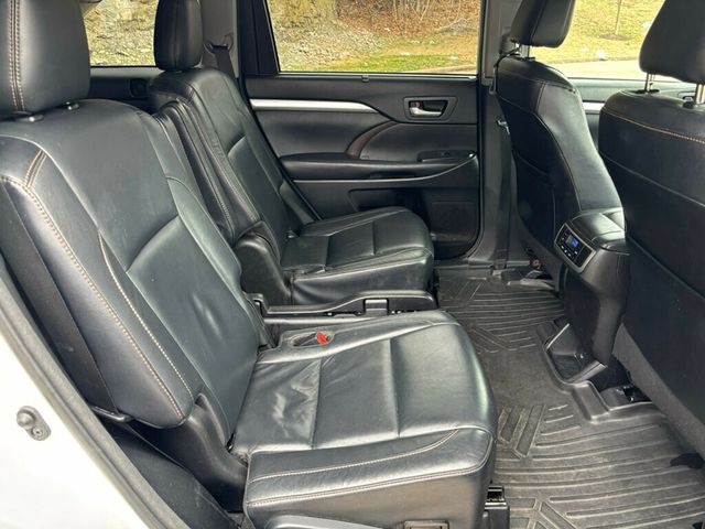 2018 Toyota Highlander 2018 TOYOTA HIGHLANDER XLE - 22986333 - 19