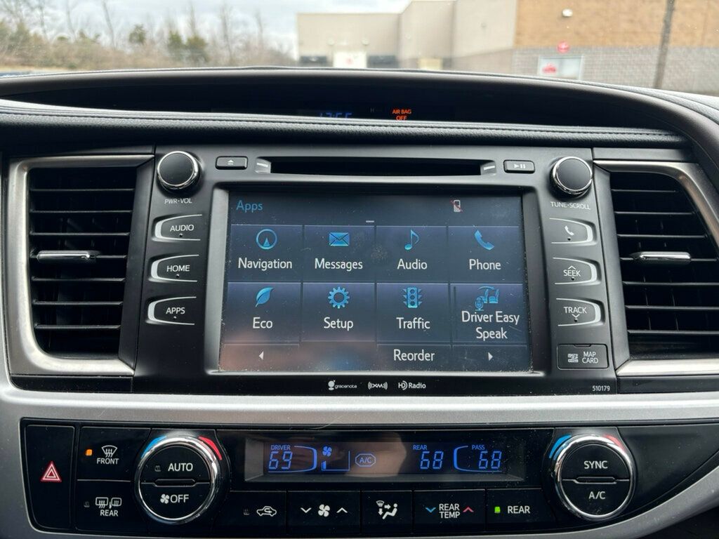 2018 Toyota Highlander 2018 TOYOTA HIGHLANDER XLE - 22986333 - 28