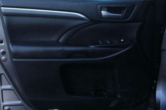 2018 Toyota Highlander AWD SE  - 22961418 - 20