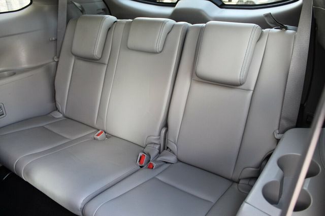 2018 Toyota Highlander AWD XLE W/ LEATHER, MOONROOF - 23042179 - 28
