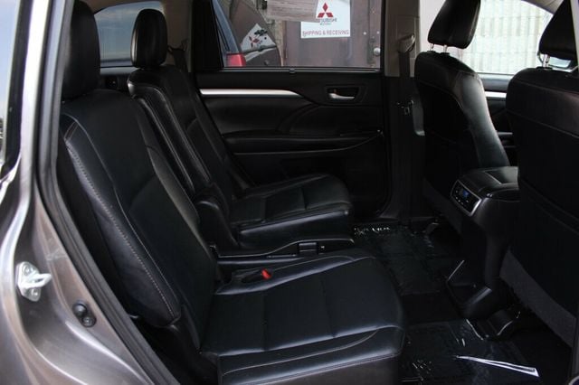 2018 Toyota Highlander AWD XLE W/ LEATHER, MOONROOF - 23047136 - 9