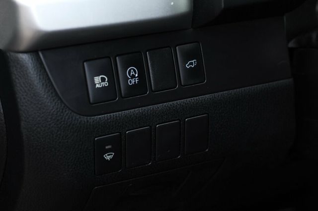 2018 Toyota Highlander AWD XLE W/ LEATHER, MOONROOF - 23047136 - 20