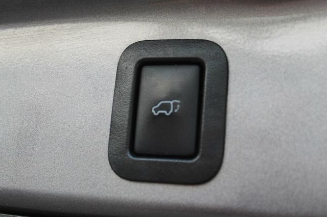 2018 Toyota Highlander AWD XLE W/ LEATHER, MOONROOF - 23047136 - 33