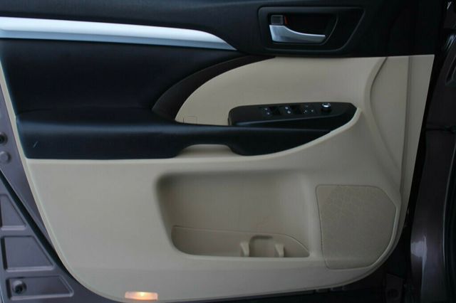 2018 Toyota Highlander AWD XLE W/ LEATHER POWER MOONROOF - 22949427 - 20