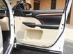 2018 Toyota Highlander Hybrid Limited Platinum V6 AWD - 23039487 - 32