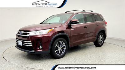 2018 Toyota Highlander - 5TDJGRFH4JS043577