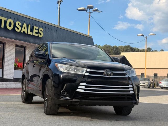 2018 Toyota Highlander LE 4dr SUV (3.5L V6) - 23007432 - 3
