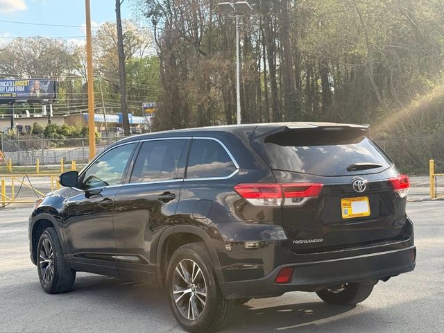 2018 Toyota Highlander LE 4dr SUV (3.5L V6) - 23007432 - 4