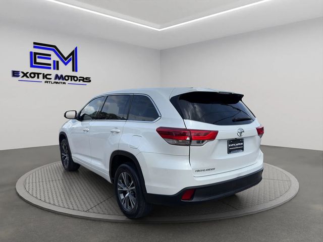 2018 Toyota Highlander LE I4 FWD - 22972212 - 2