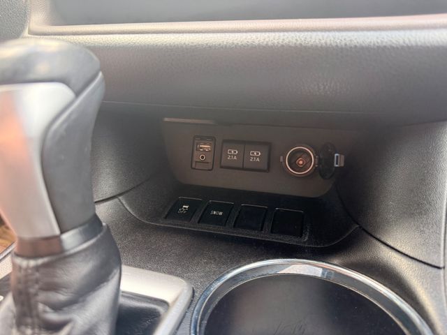 2018 Toyota Highlander LE Plus V6 - 23064004 - 5
