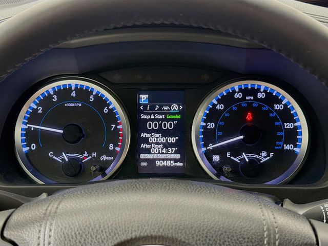 2018 Toyota Highlander LE Plus V6 AWD - 23027131 - 11