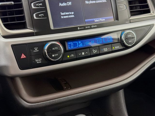 2018 Toyota Highlander LE Plus V6 AWD - 23027131 - 14