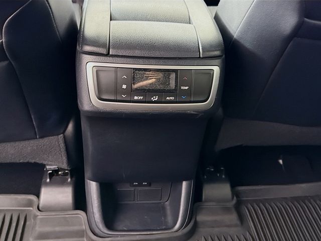 2018 Toyota Highlander LE Plus V6 AWD - 23027131 - 22