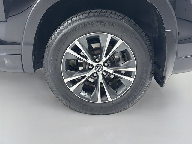 2018 Toyota Highlander LE Plus V6 AWD - 23027131 - 29