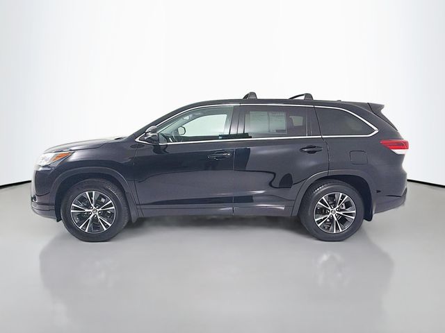 2018 Toyota Highlander LE Plus V6 AWD - 23027131 - 3