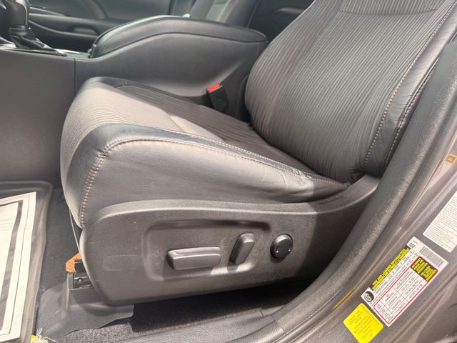 2018 Toyota Highlander LE Plus V6 FWD - 23064004 - 10