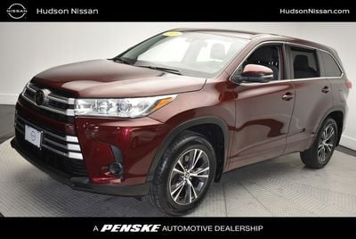 2018 Toyota Highlander - 5TDBZRFH9JS908610