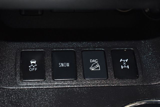 2018 Toyota Highlander LE V6 AWD - 22980777 - 17