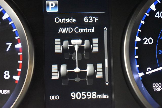 2018 Toyota Highlander LE V6 AWD - 22980777 - 19