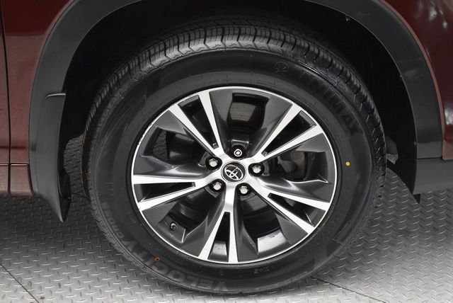 2018 Toyota Highlander LE V6 AWD - 22980777 - 34