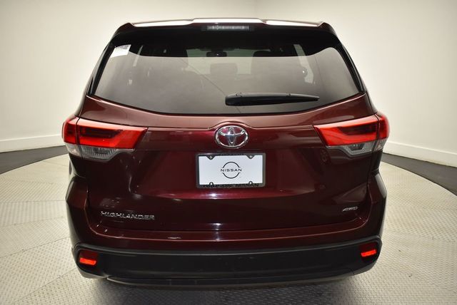 2018 Toyota Highlander LE V6 AWD - 22980777 - 5