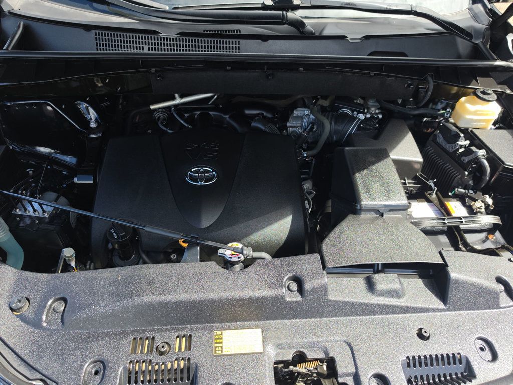 Toyota Highlander photo 23