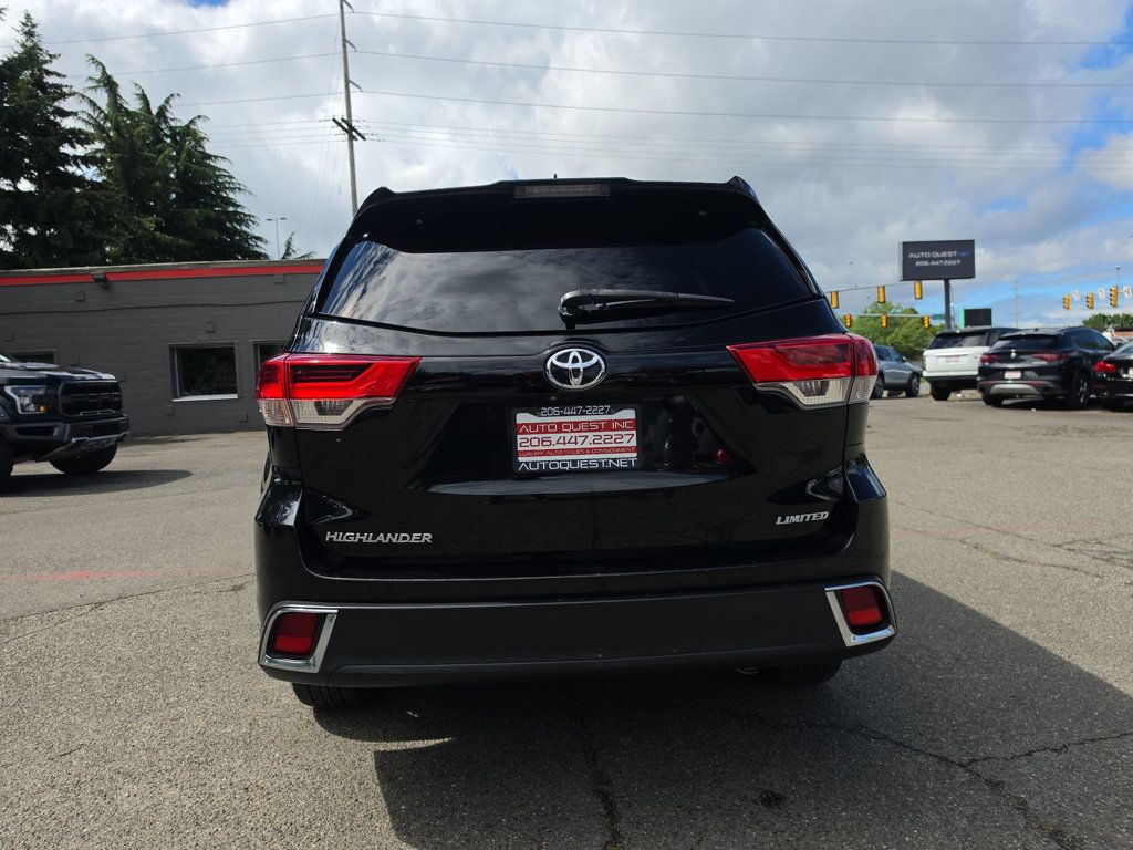 Toyota Highlander photo 24