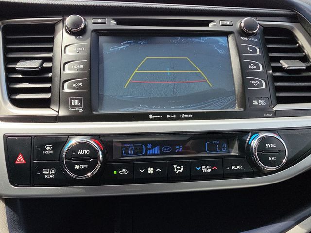2018 Toyota Highlander Limited V6 FWD - 23042383 - 29
