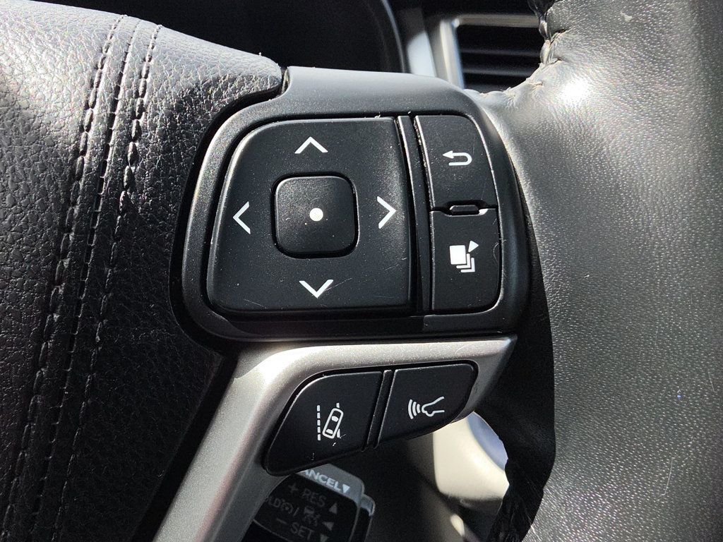 Toyota Highlander photo 32