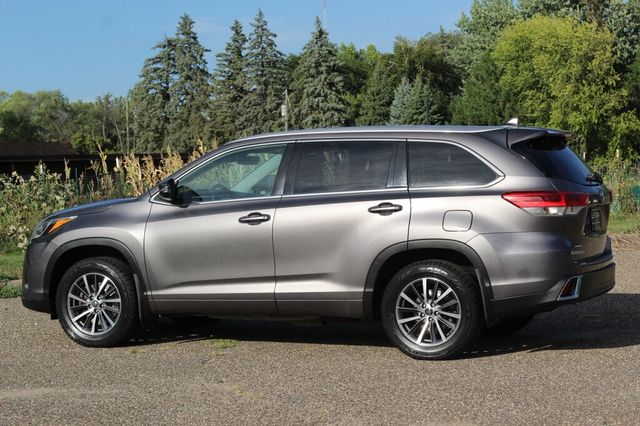 2018 Toyota Highlander ONE OWNER AWD XLE  W/ LEATHER, MOONROOF - 23080590 - 18
