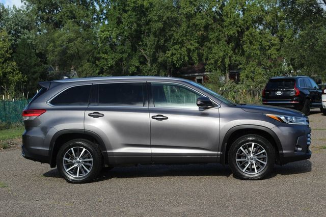 2018 Toyota Highlander ONE OWNER AWD XLE  W/ LEATHER, MOONROOF - 23080590 - 1