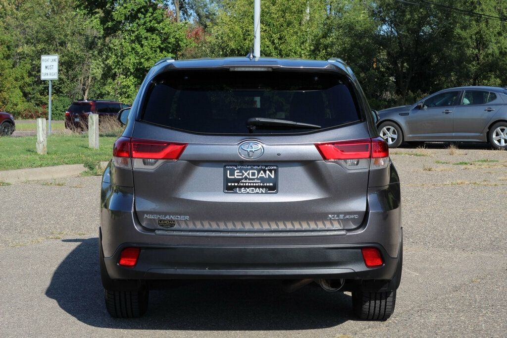 2018 Toyota Highlander XLE photo 5