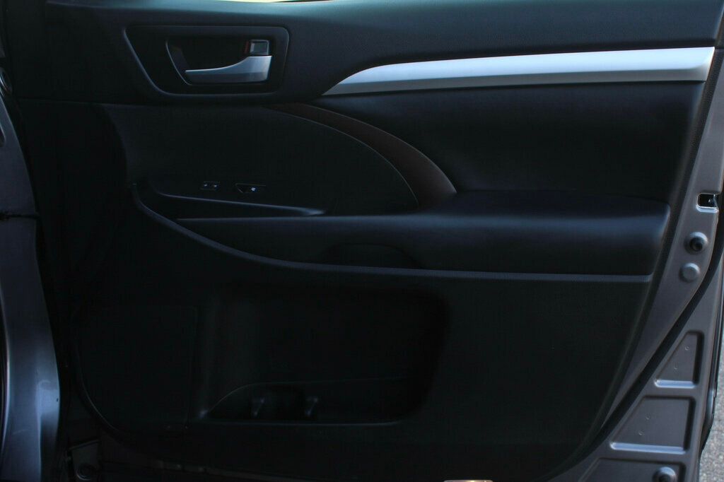 2018 Toyota Highlander XLE photo 6
