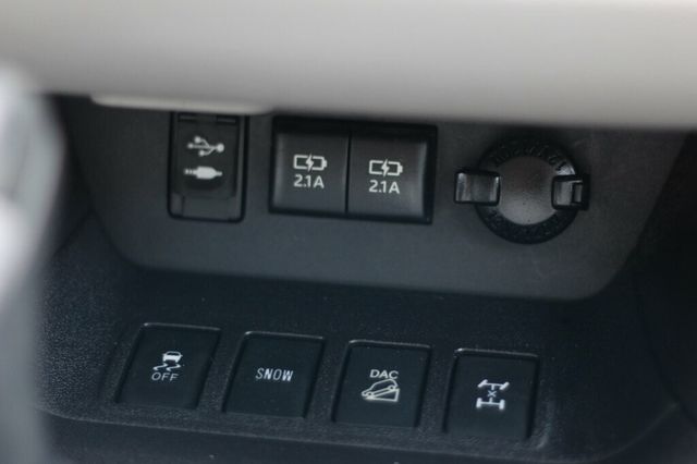 2018 Toyota Highlander ONE OWNER XLE W/ NAVIGATION, LEATHER, MOONROOF  - 23059274 - 16