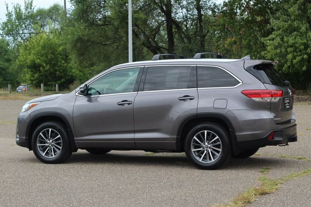2018 Toyota Highlander ONE OWNER XLE W/ NAVIGATION, LEATHER, MOONROOF  - 23059274 - 19