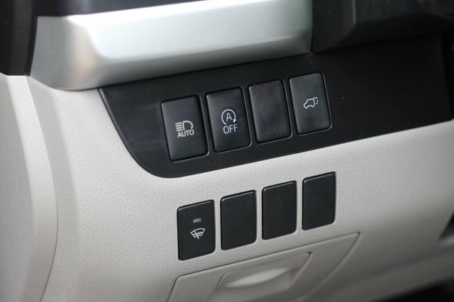 2018 Toyota Highlander ONE OWNER XLE W/ NAVIGATION, LEATHER, MOONROOF  - 23059274 - 22