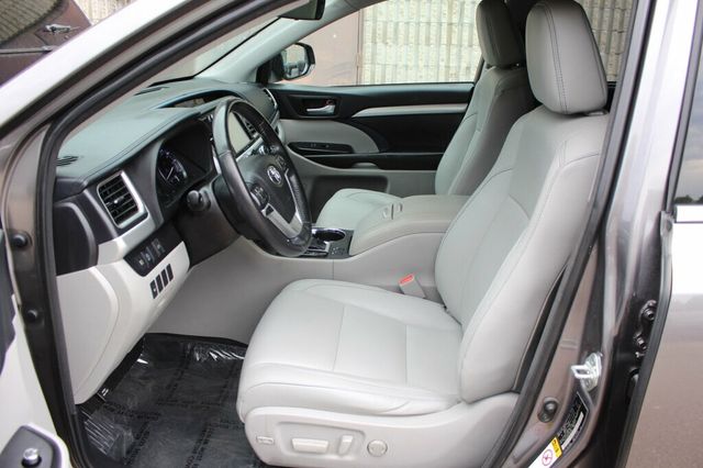 2018 Toyota Highlander ONE OWNER XLE W/ NAVIGATION, LEATHER, MOONROOF  - 23059274 - 23