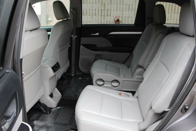 2018 Toyota Highlander ONE OWNER XLE W/ NAVIGATION, LEATHER, MOONROOF  - 23059274 - 27