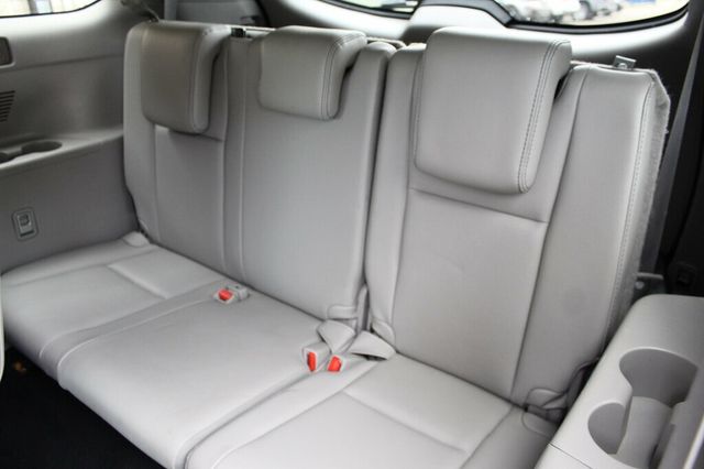 2018 Toyota Highlander ONE OWNER XLE W/ NAVIGATION, LEATHER, MOONROOF  - 23059274 - 29
