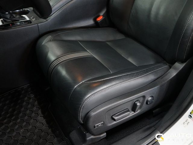 2018 Toyota Highlander SE V6 AWD - 22974761 - 16