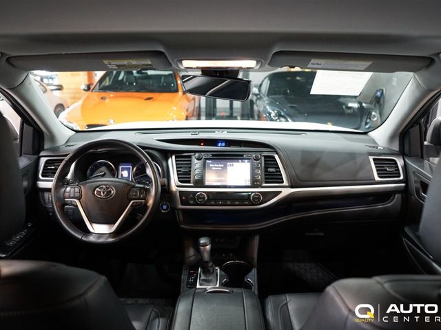 2018 Toyota Highlander SE V6 AWD - 22974761 - 18