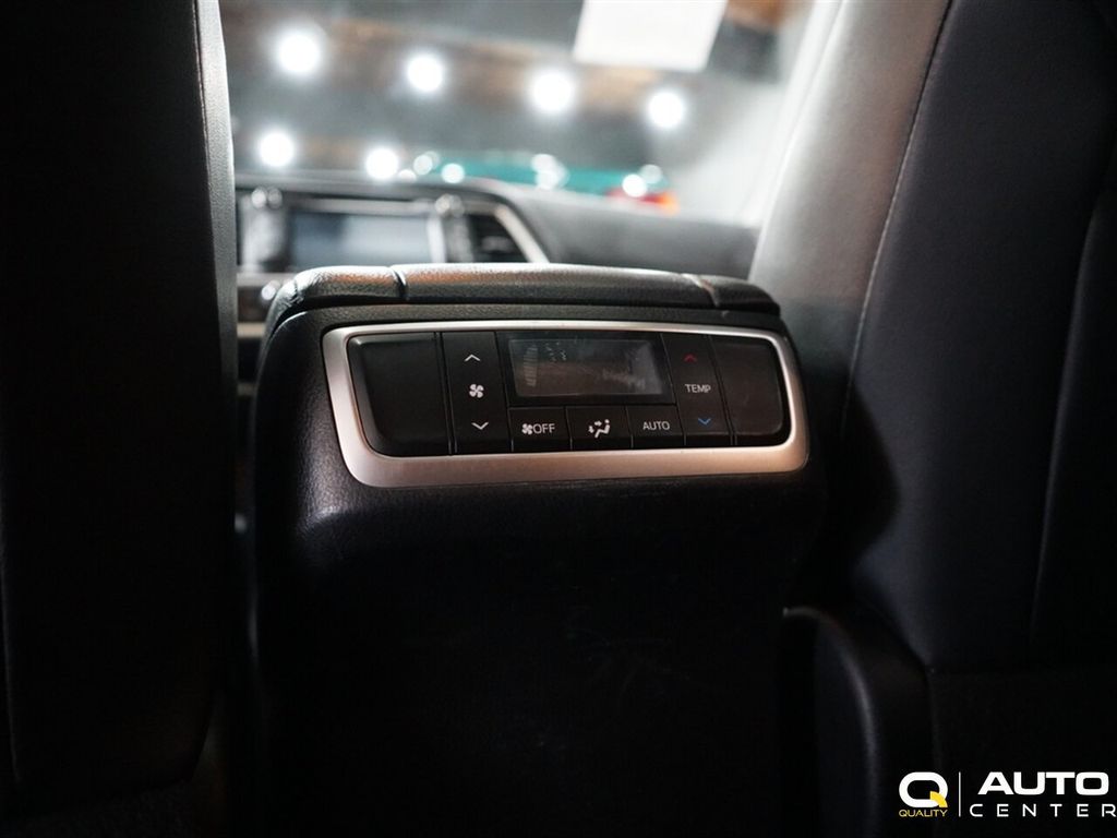 2018 Toyota Highlander SE V6 AWD - 22974761 - 37