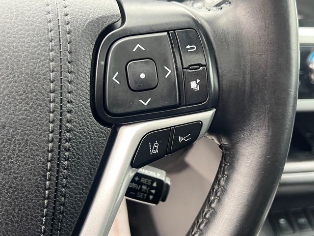 2018 Toyota Highlander SE V6 AWD - 22988299 - 24