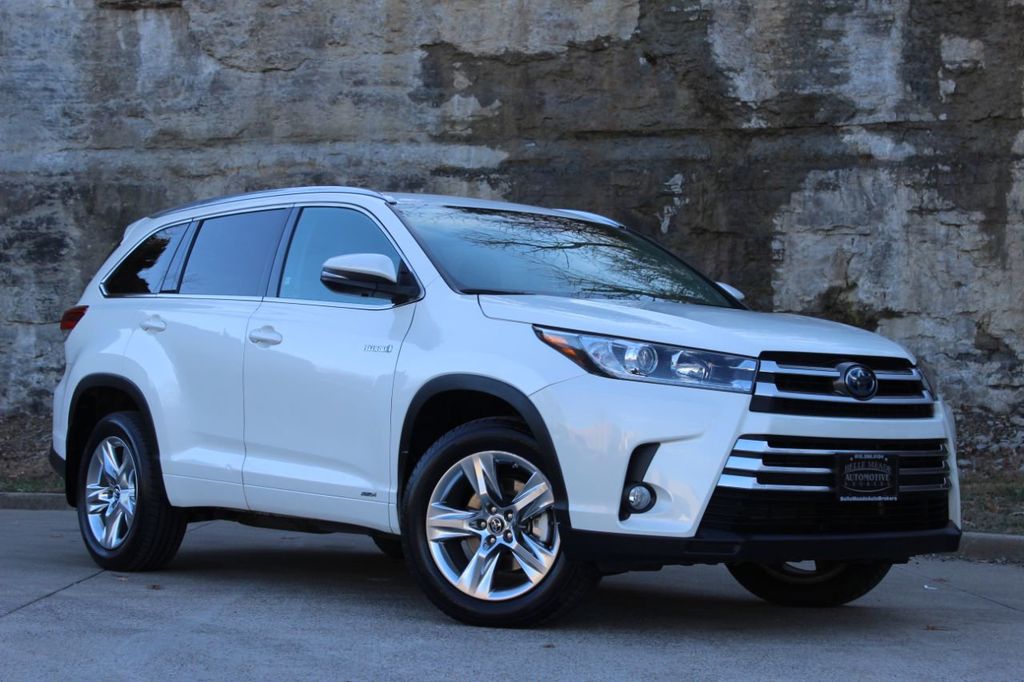 2018 Toyota Highlander Very LOW Miles Brand NEW Tires 3rd Row AWD 615-300-6004 - 22249219 - 0