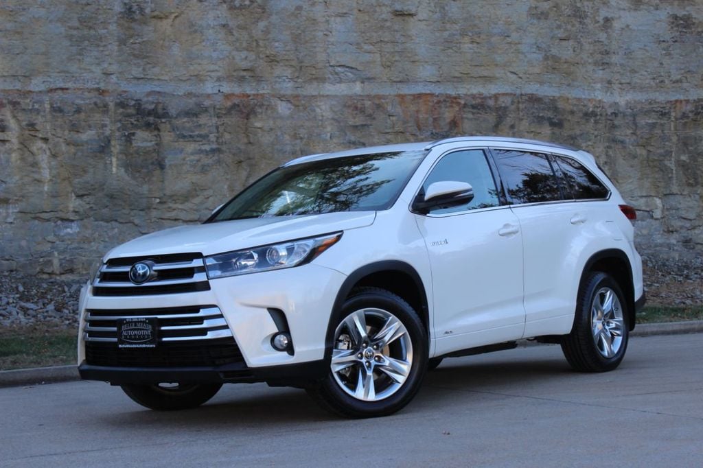 2018 Toyota Highlander Very LOW Miles Brand NEW Tires 3rd Row AWD 615-300-6004 - 22249219 - 3