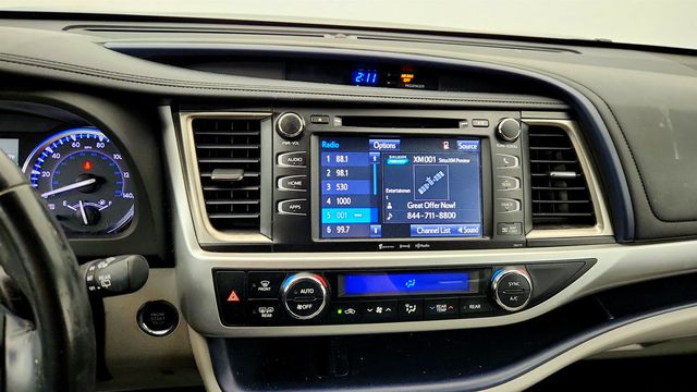 2018 Toyota Highlander XLE V6 - 23018231 - 17