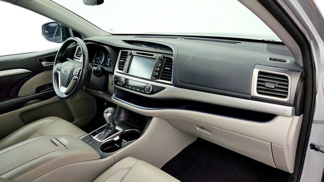 2018 Toyota Highlander XLE V6 - 23018231 - 26